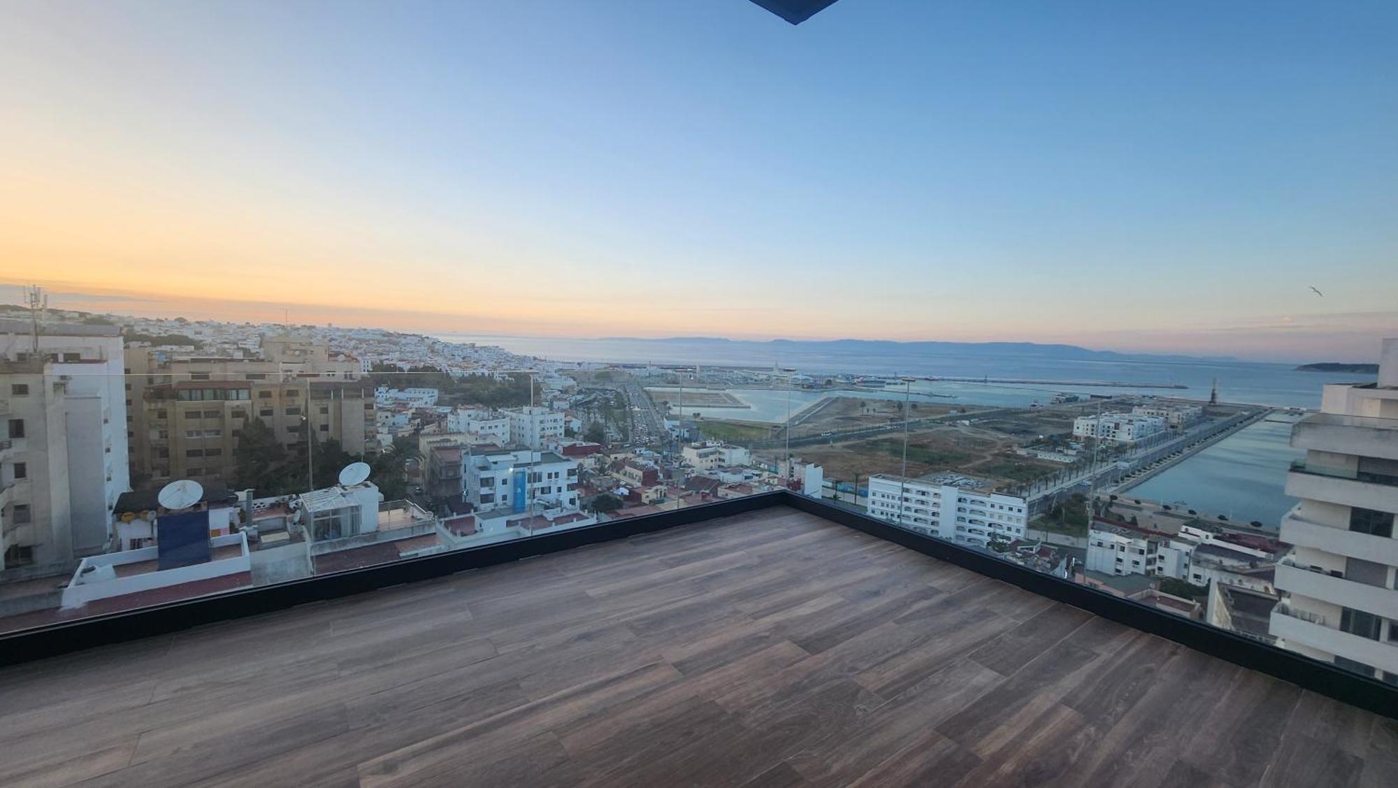 Magnifique Penthouse 160M2 Terrasse 90M2 Vue Mer Tânger Exterior foto